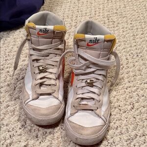 Nike Women's High-Top Sneakers - White and Beige